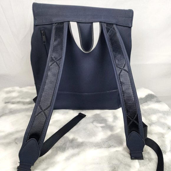 Hunter For Target Dark Navy Blue Waterproof Backpack Discontinued - Picture 4 of 10